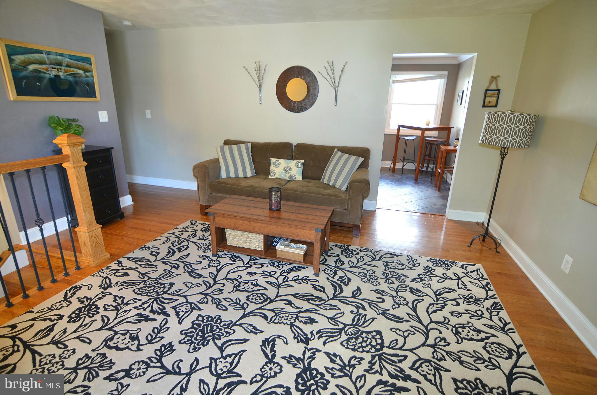 8459 Byrd Road Pasadena, MD 21122 - Photo 3 of 30 Living Room