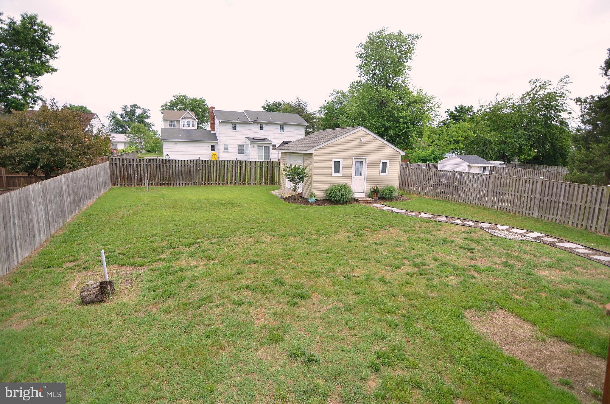 8459 Byrd Road Pasadena, MD 21122 - Photo 28 of 30 Exterior (Rear)