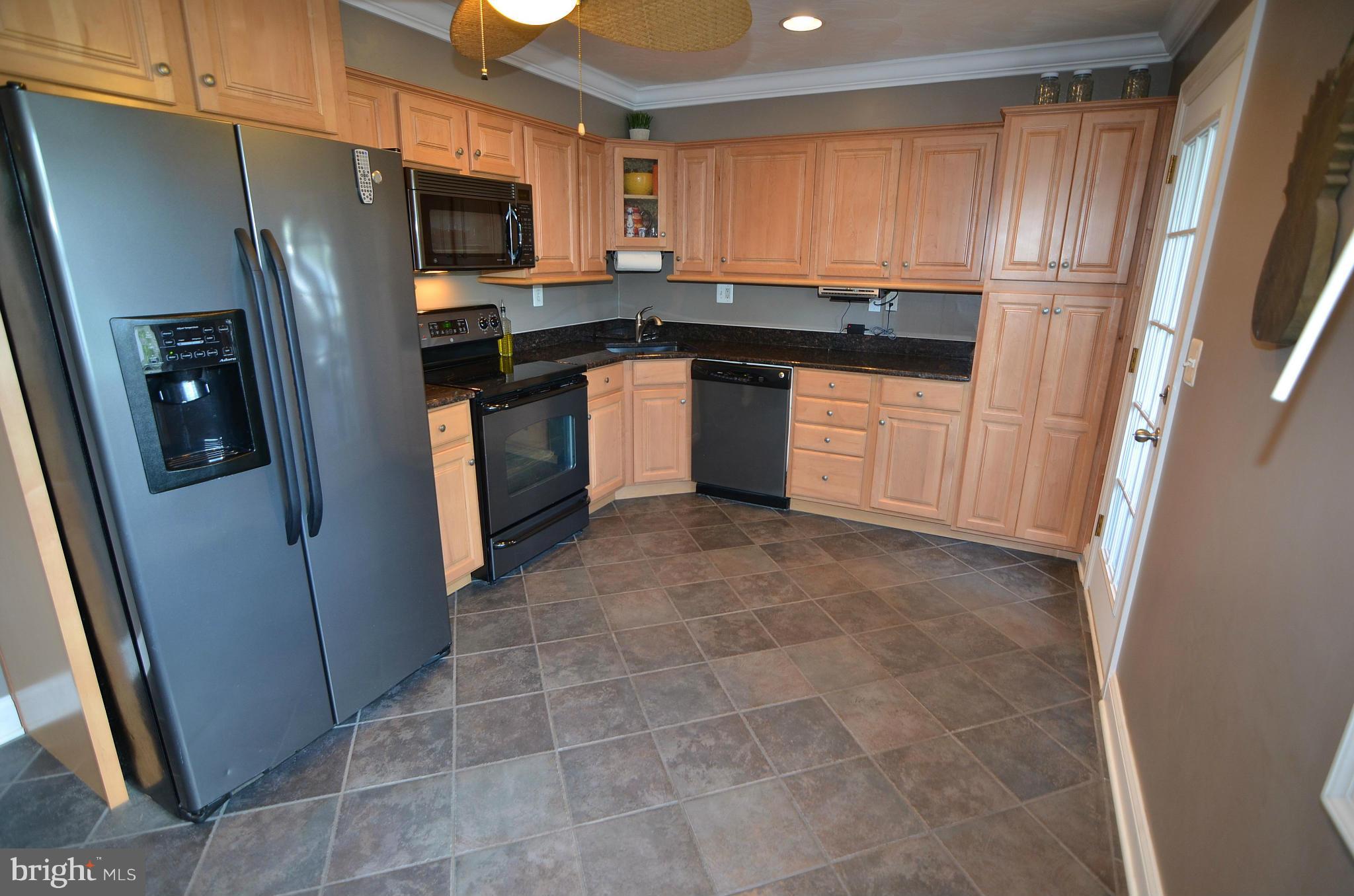 8459 Byrd Road Pasadena, MD 21122 - Photo 5 of 30 Kitchen