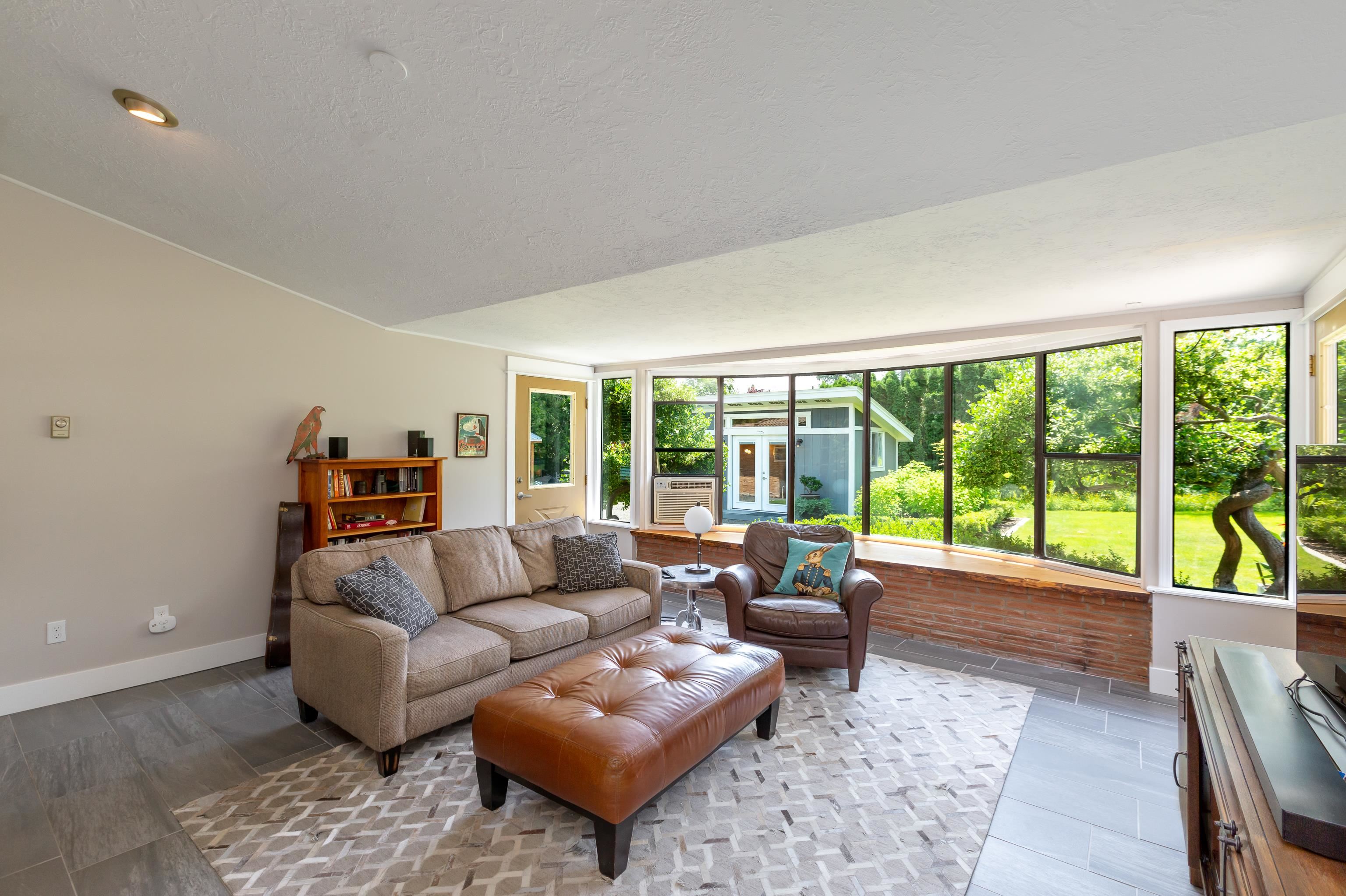 1706 East Pinecrest Road Spokane, WA 99203 - Photo 11 of 40 Gallery Image 11