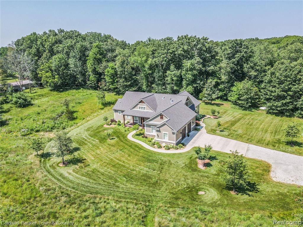 6434 Cohoctah Road Fenton, MI 48430 - Photo 19 of 69