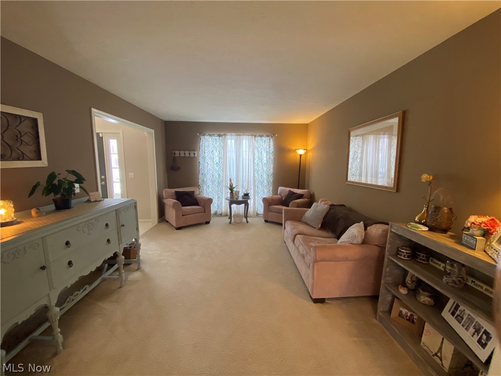 125 Sandstone Ridge Way Berea, OH 44017 - Photo 14 of 28 Gallery Image 14