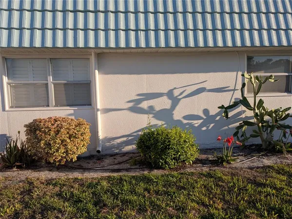 $99,000 | 1801 Bedford Lane, Unit 30, Sun City Center, FL 33573