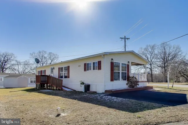 $99,950 | 10505 Cedarville Drive, Unit 52, Brandywine, MD 20613