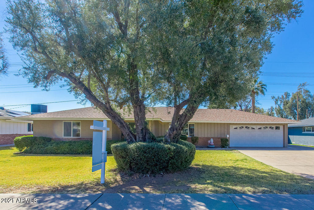 4609 East Osborn Road Phoenix, AZ 85018 - Photo 4 of 38 4609EOsborn-3