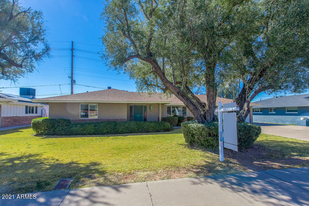 4609 East Osborn Road Phoenix, AZ 85018 - Photo 5 of 38 4609EOsborn-4
