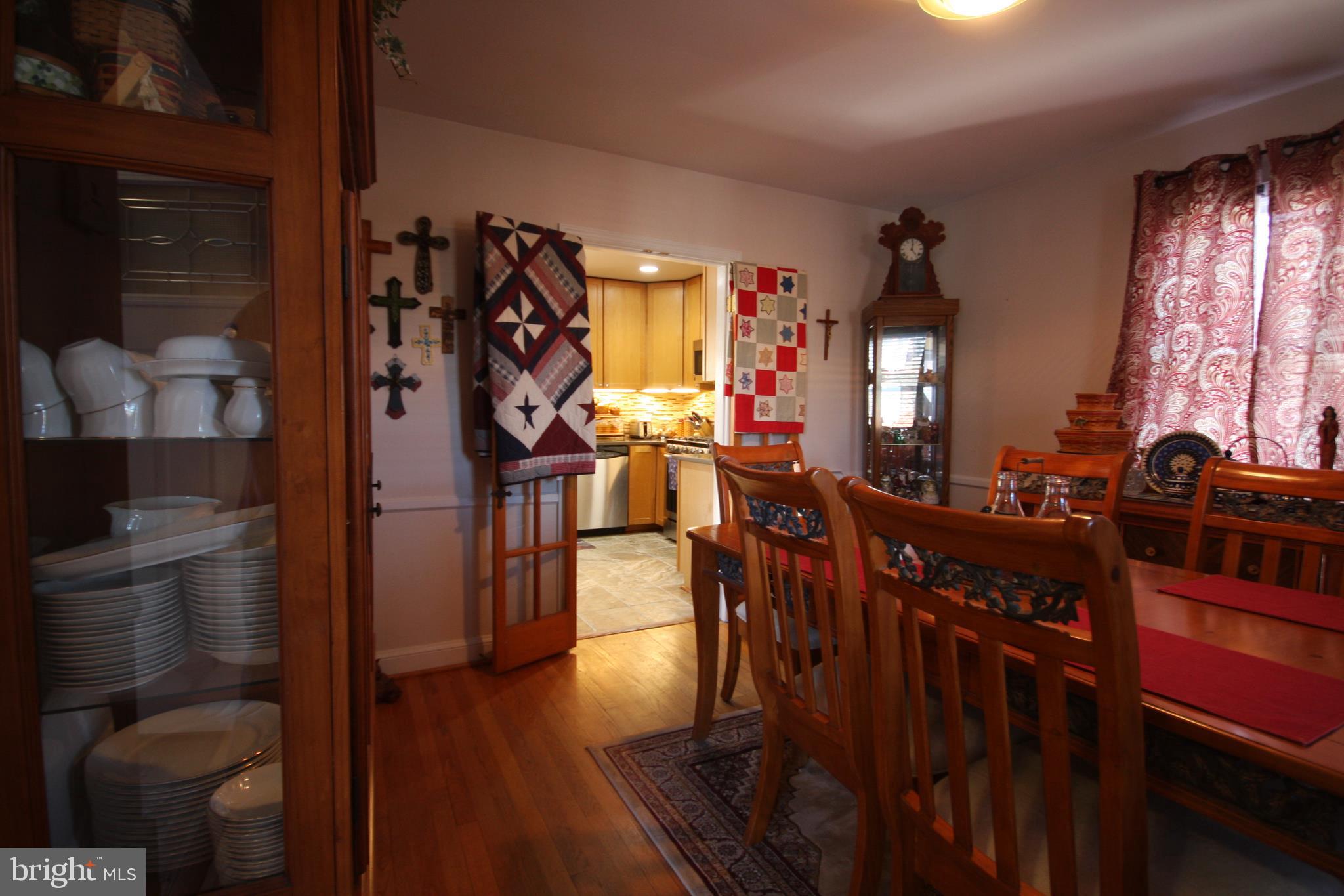9506 Wire Avenue Silver Spring, MD 20901 - Photo 23 of 72 Formal Dining