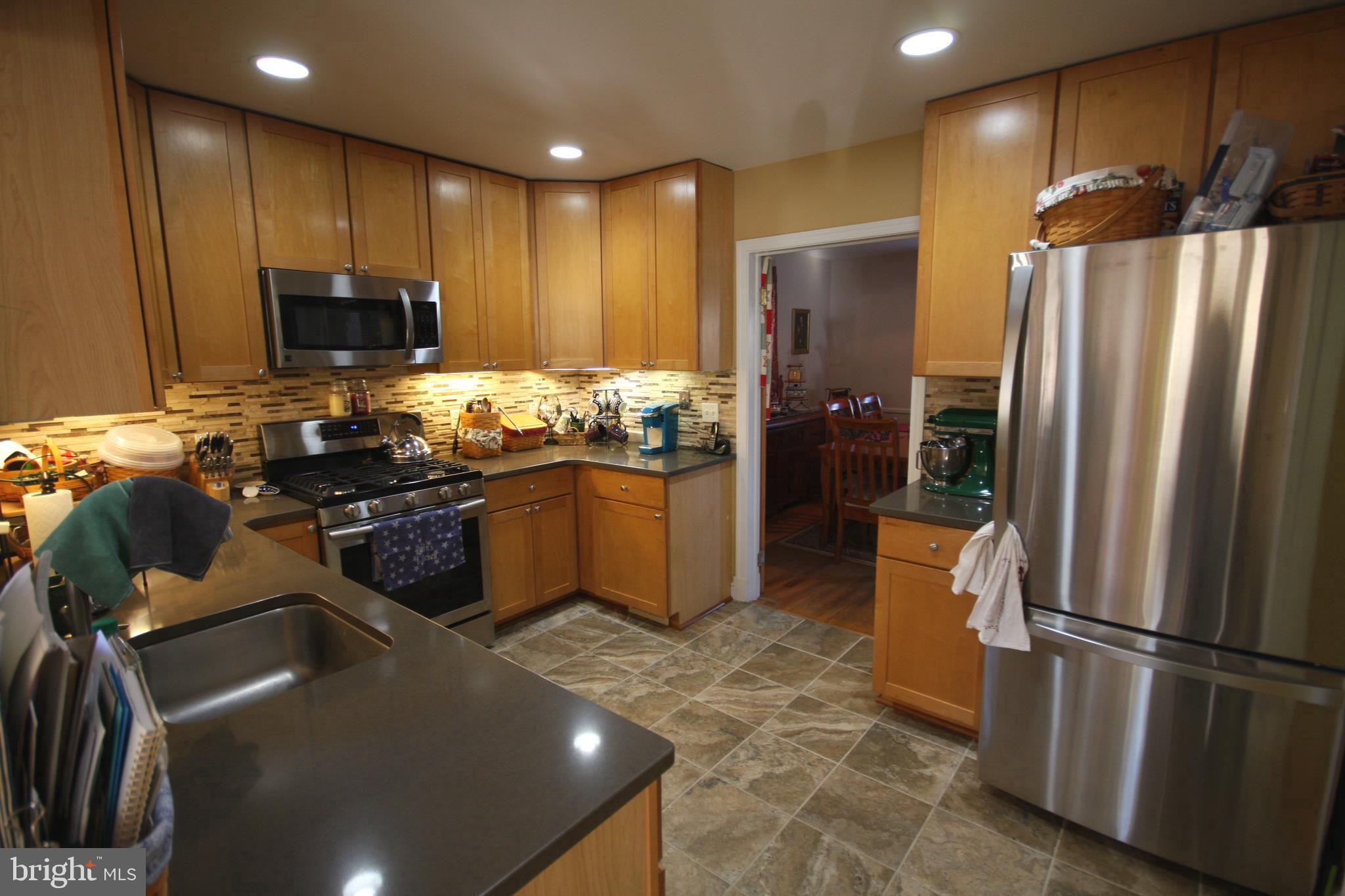9506 Wire Avenue Silver Spring, MD 20901 - Photo 31 of 72 Designed With You In Mind, Formal Dining