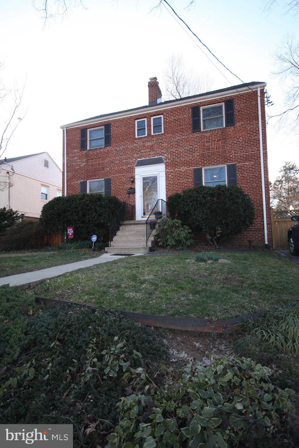 9506 Wire Avenue Silver Spring, MD 20901 - Photo 6 of 72 Quality, Craftmanship from an Era Gone By