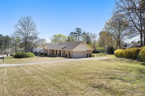 $299,500 | 4515 Silver Lake Drive, Phenix City, AL 36867