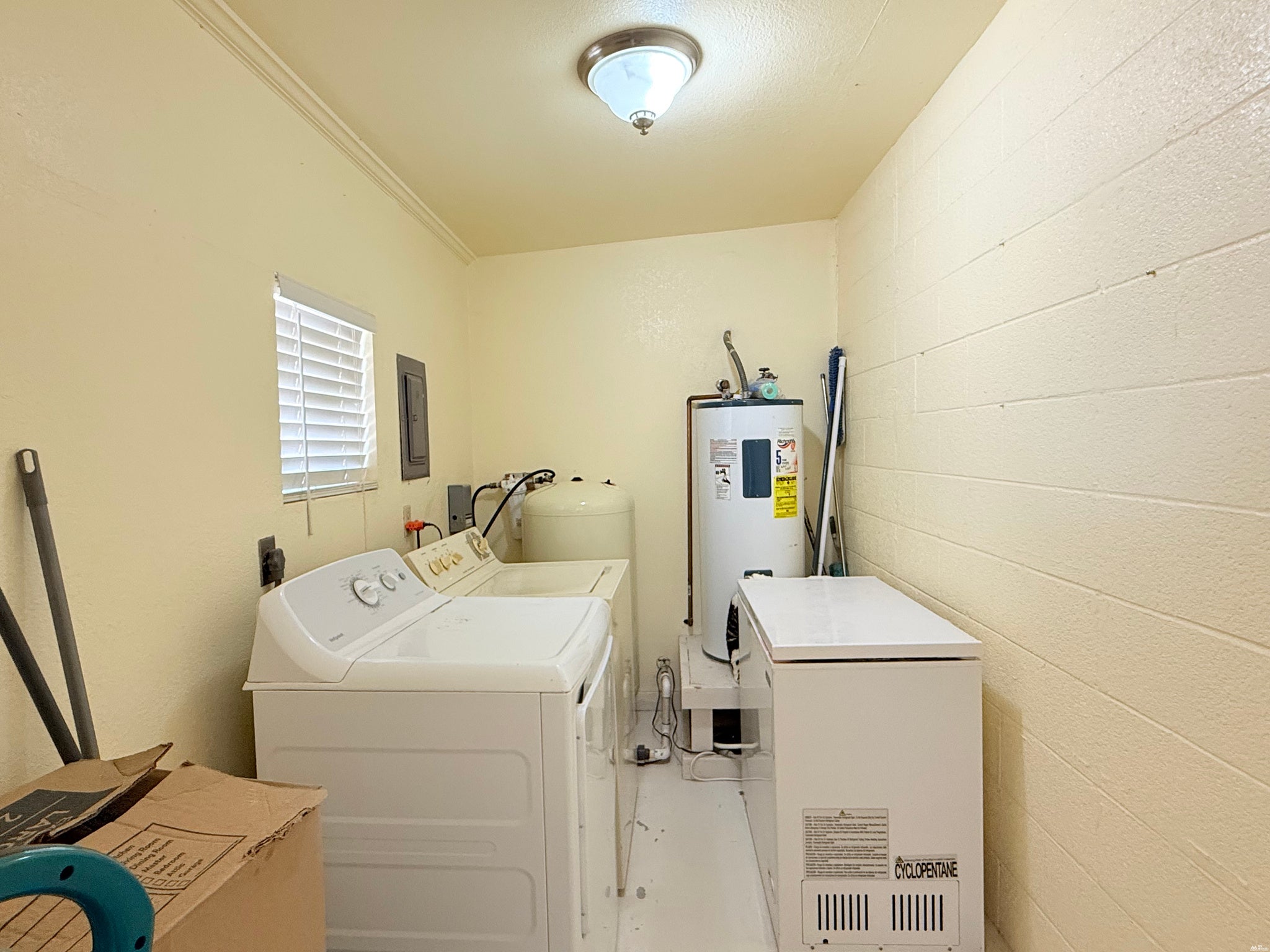 3035 Sunshine Road Southeast Deming, NM 88030 - Photo 10 of 39 Gallery Image 10