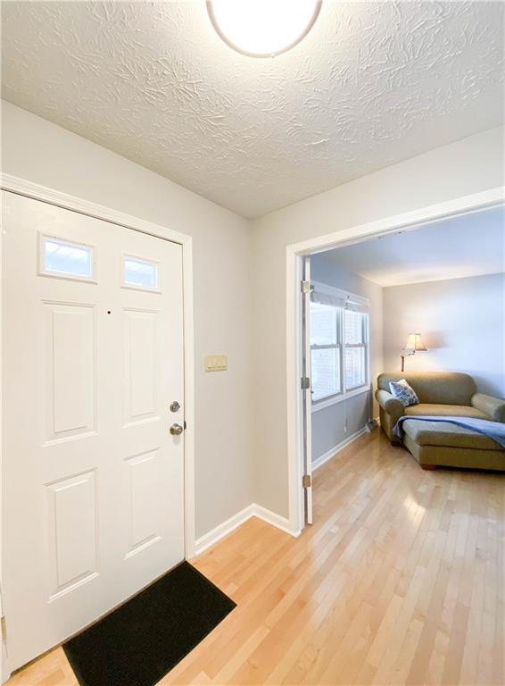 393 Shadow Road Greenwood, IN 46142 - Photo 11 of 22
