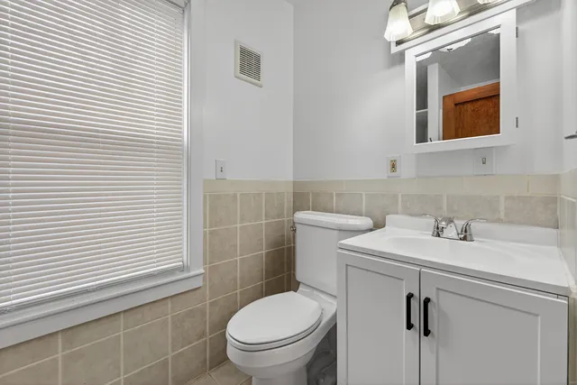 $284,900 | 153 Otrobando Avenue, Norwich, CT 06360