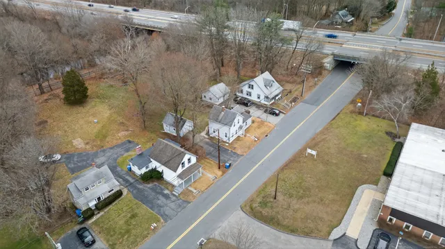 $284,900 | 153 Otrobando Avenue, Norwich, CT 06360