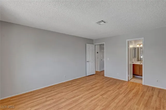 $1,400 | 913 Falconhead Lane, Unit 201, Las Vegas, NV 89128