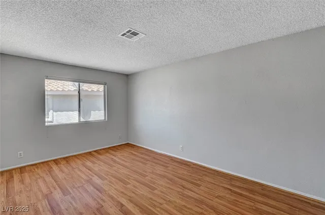 $1,400 | 913 Falconhead Lane, Unit 201, Las Vegas, NV 89128