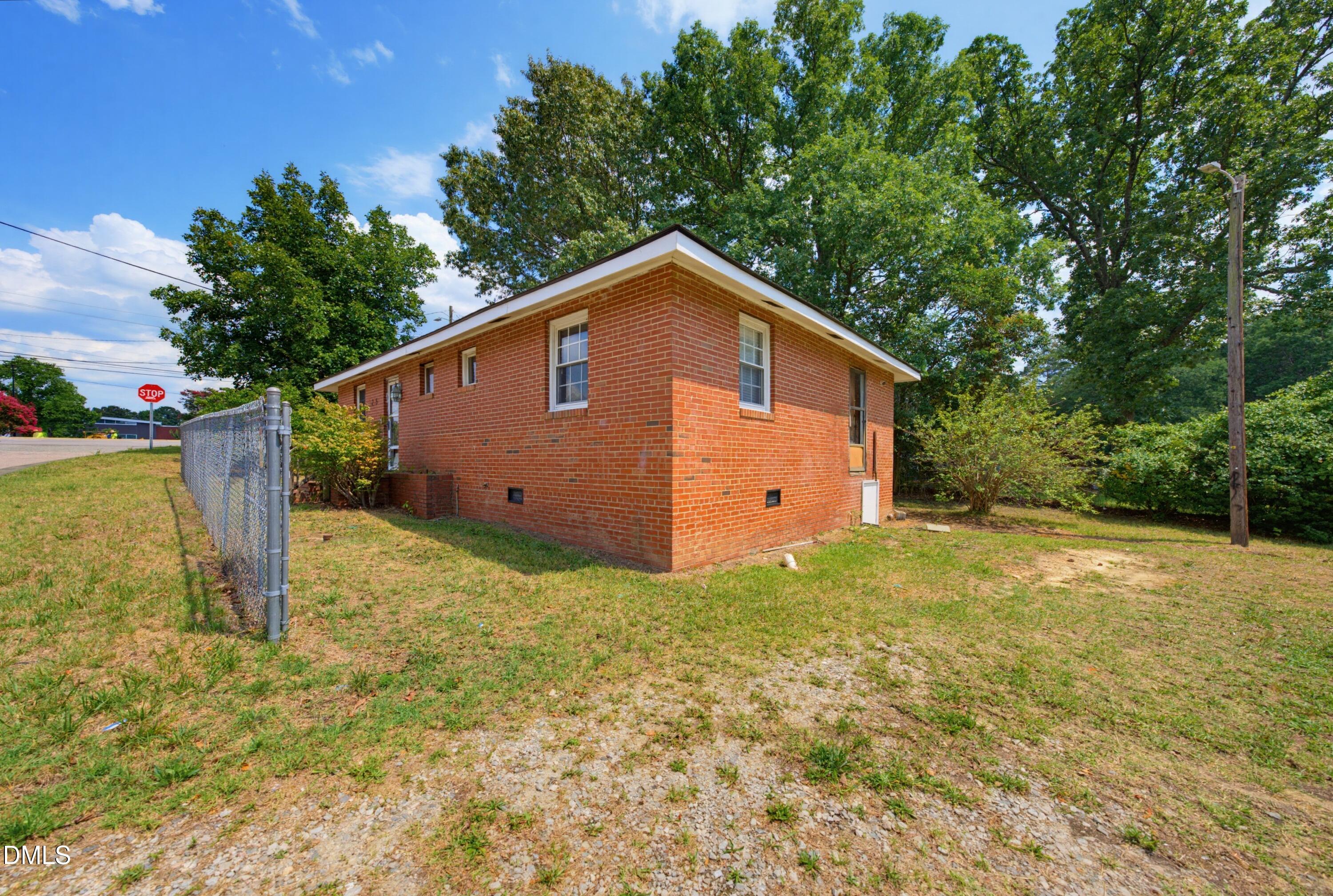 6225 Creedmoor Road Raleigh, NC 27612 - Photo 19 of 26 DSC00530
