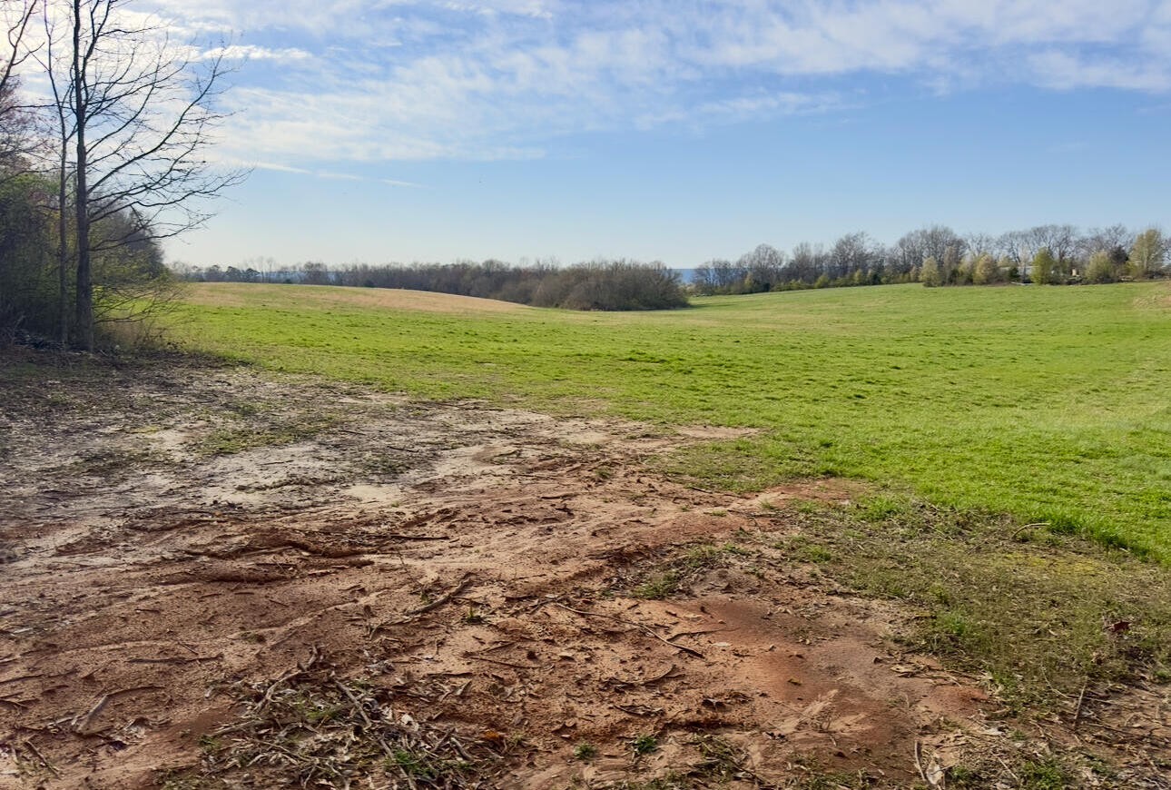 0 Maple Spring Road Dayton, TN 37321 - Photo 3 of 7 a view of an ocean and beach