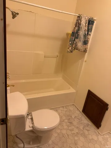 $169,900 | 213 West Seminary Street, West Salem, IL 62476