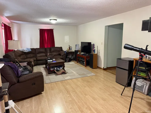 $169,900 | 213 West Seminary Street, West Salem, IL 62476