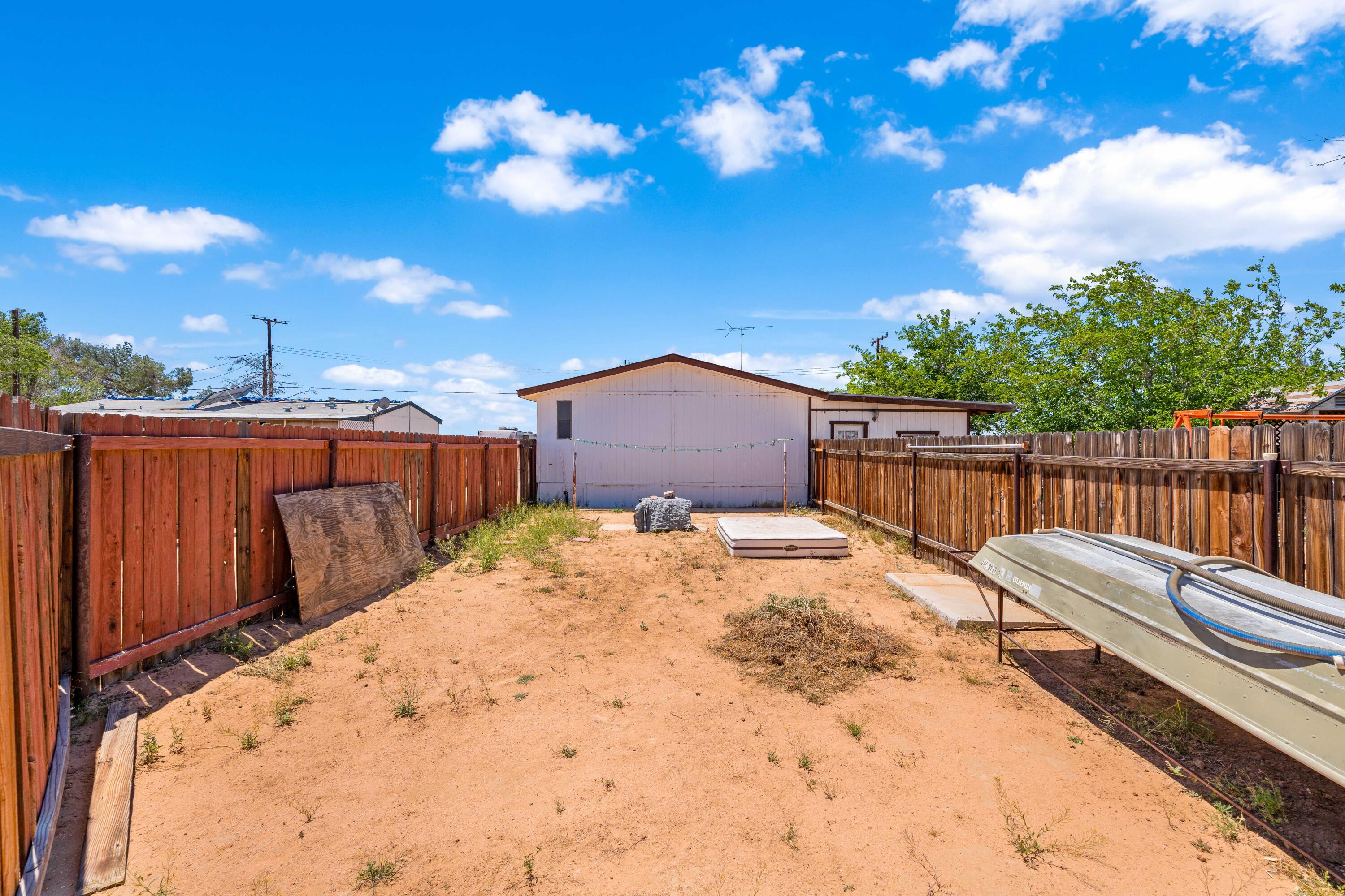 18264 Claymine Road North Edwards, CA 93523 - Photo 26 of 42 26 Claymine Rd