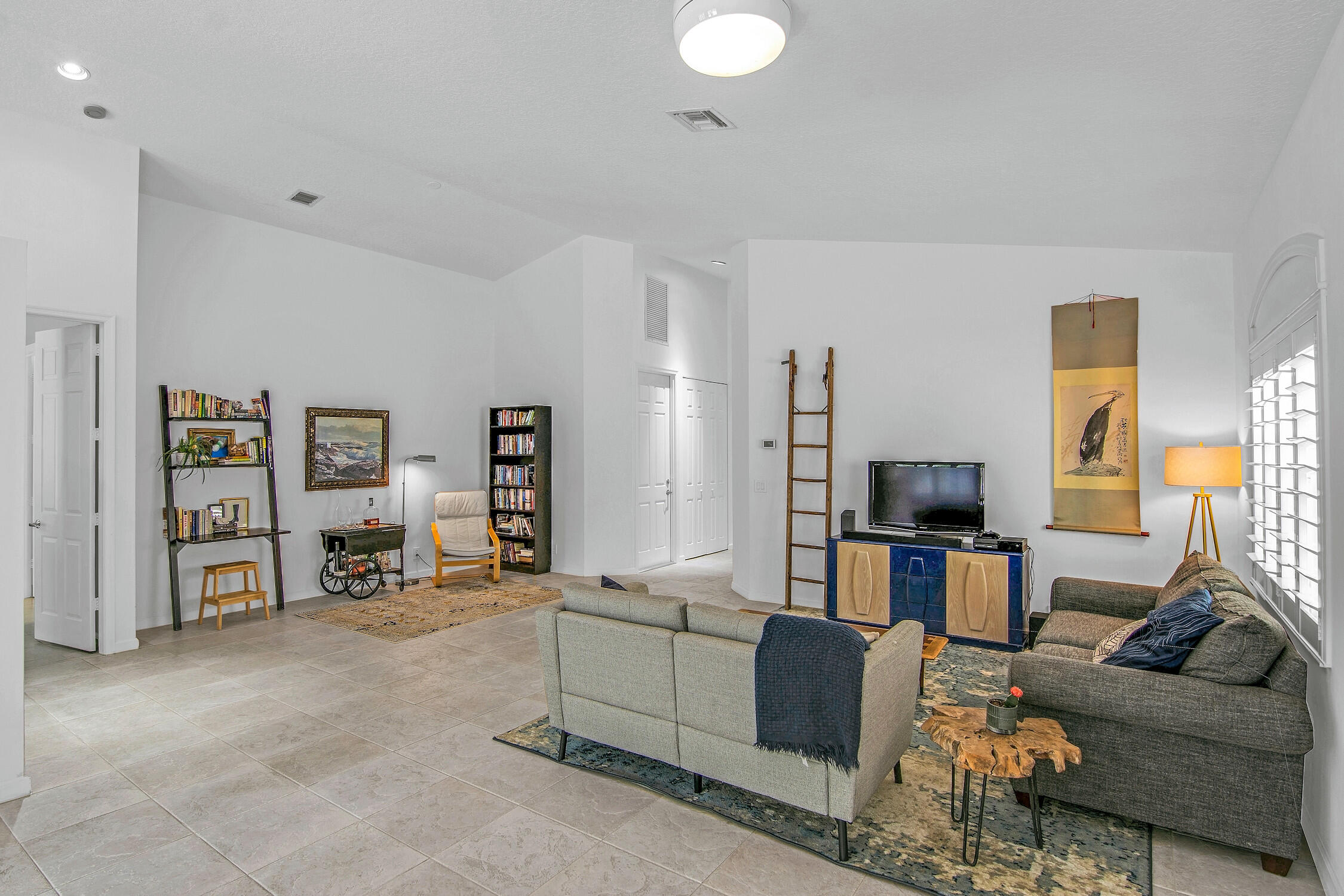 7061 Northwest Turtle Walk Boca Raton, FL 33487 - Photo 11 of 25 015