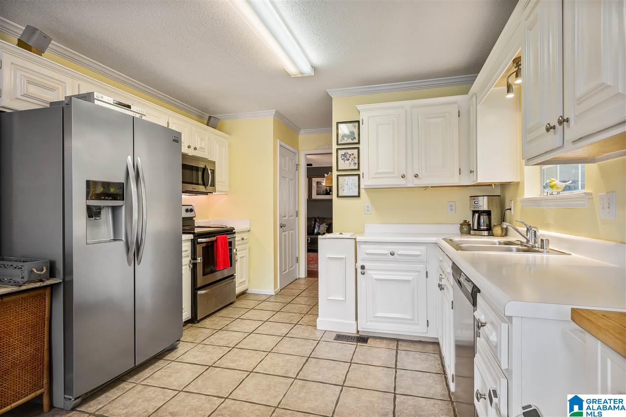 713 Colonial Drive Alabaster, AL 35007 - Photo 16 of 42