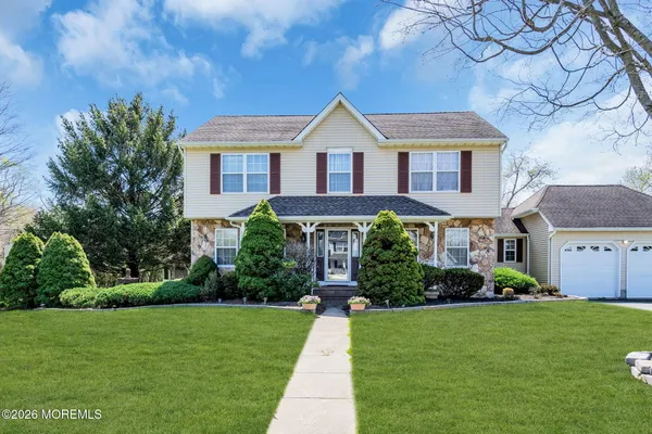 $935,000 | 30 Wendy Court, Jackson, NJ 08527