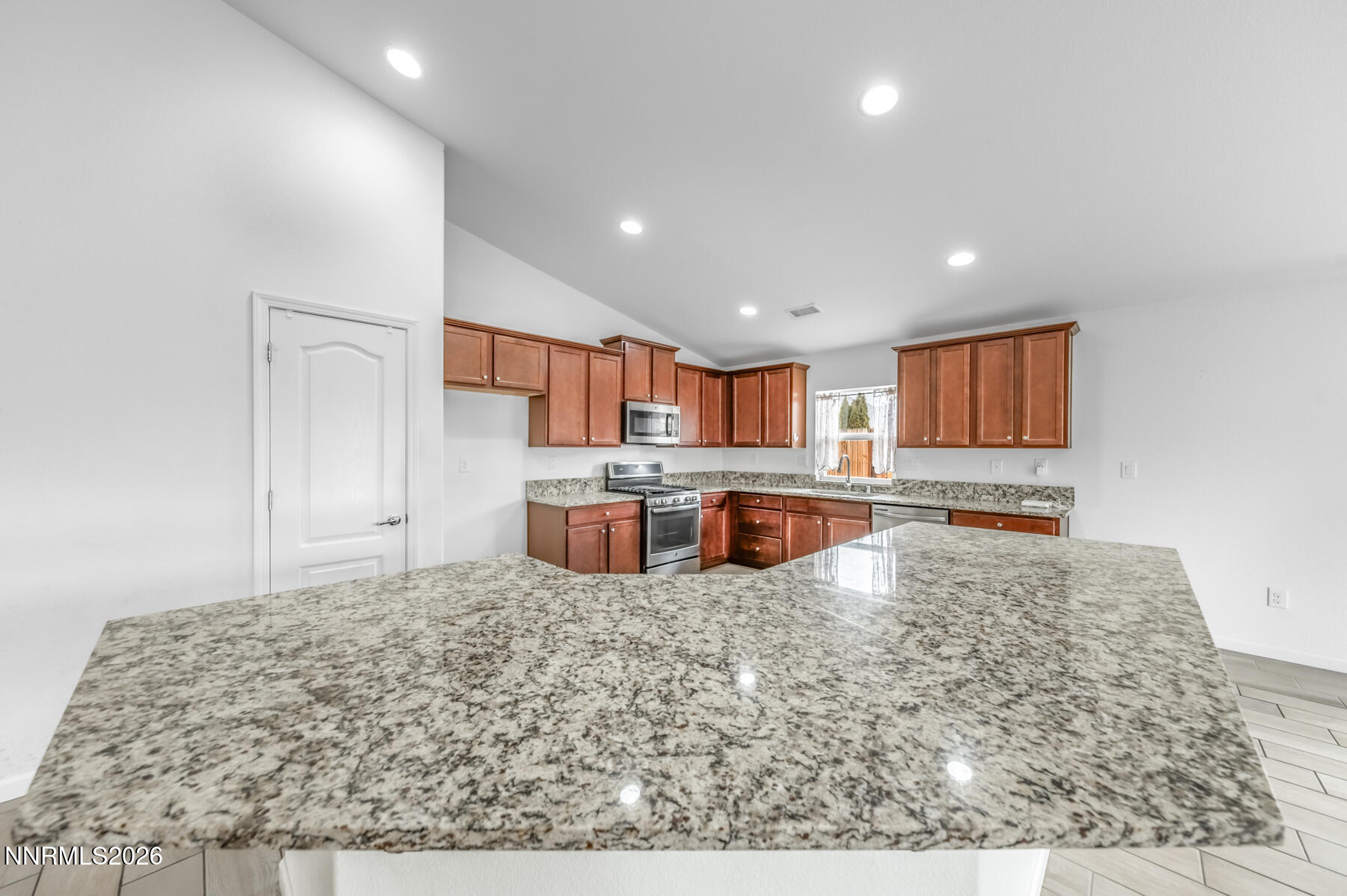 132 Deerfield Road Dayton, NV 89403 - Photo 11 of 37 D-1014