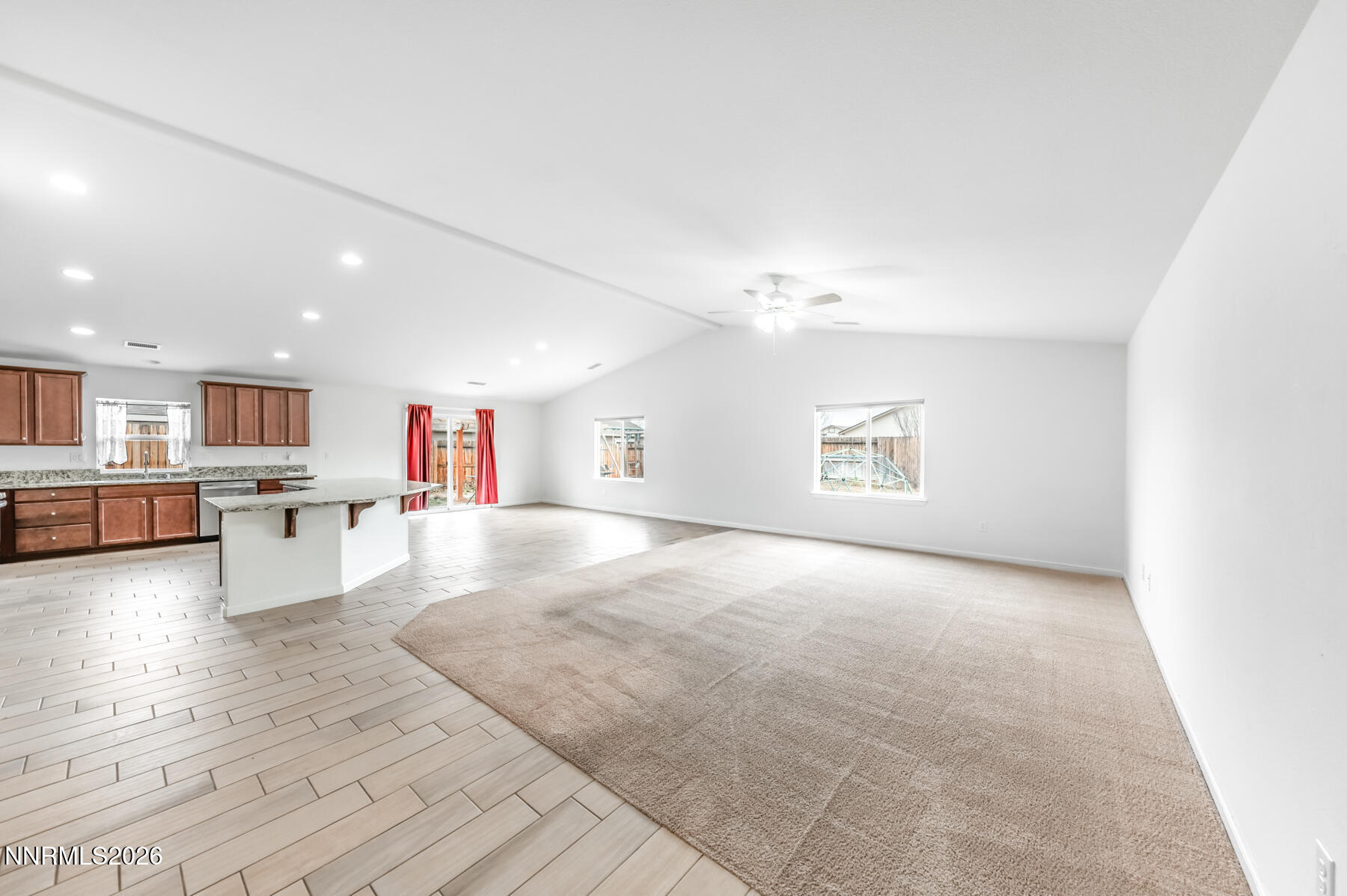 132 Deerfield Road Dayton, NV 89403 - Photo 7 of 37 D-1009