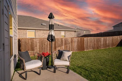 $365,000 | 1024 Vernon Drive, Aubrey, TX 76227