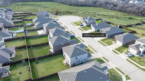 $365,000 | 1024 Vernon Drive, Aubrey, TX 76227