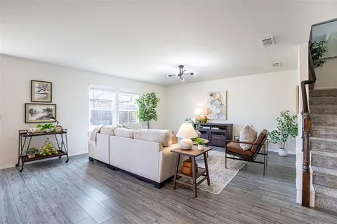 $365,000 | 1024 Vernon Drive, Aubrey, TX 76227