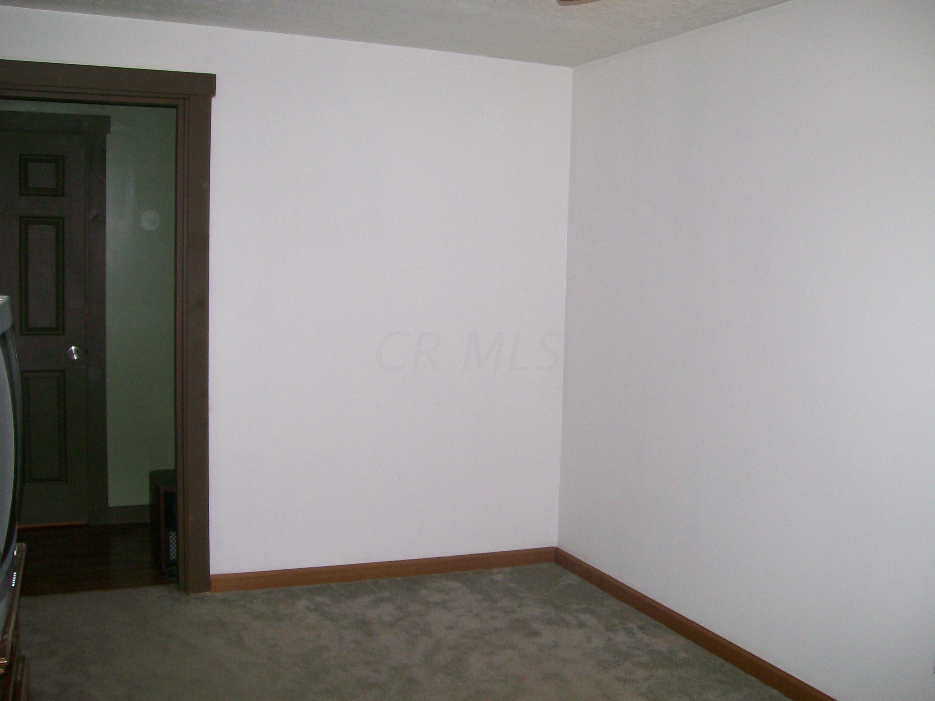 33 Front Street Commercial Point, OH 43116 - Photo 11 of 23
