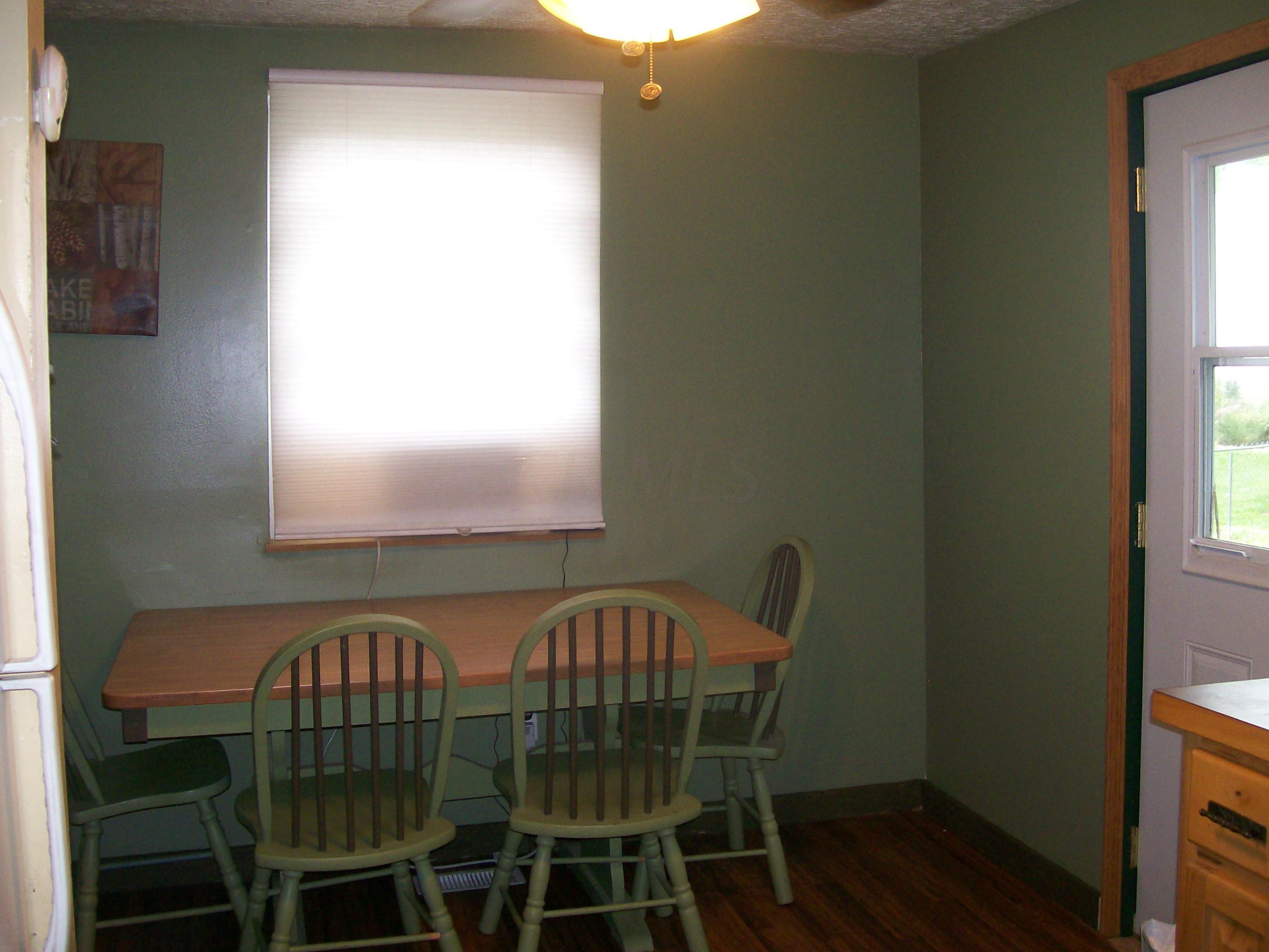 33 Front Street Commercial Point, OH 43116 - Photo 15 of 23
