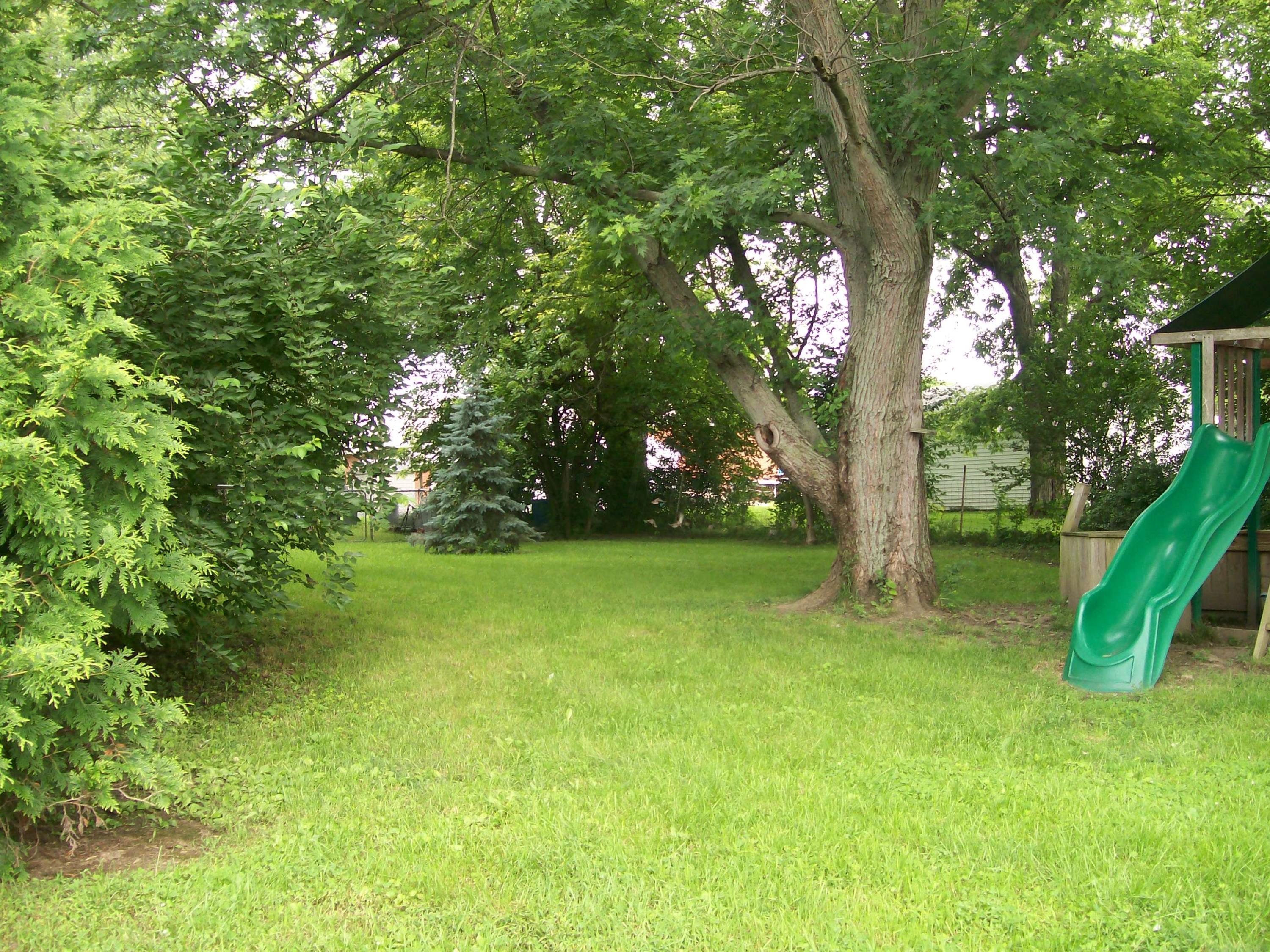 33 Front Street Commercial Point, OH 43116 - Photo 5 of 23