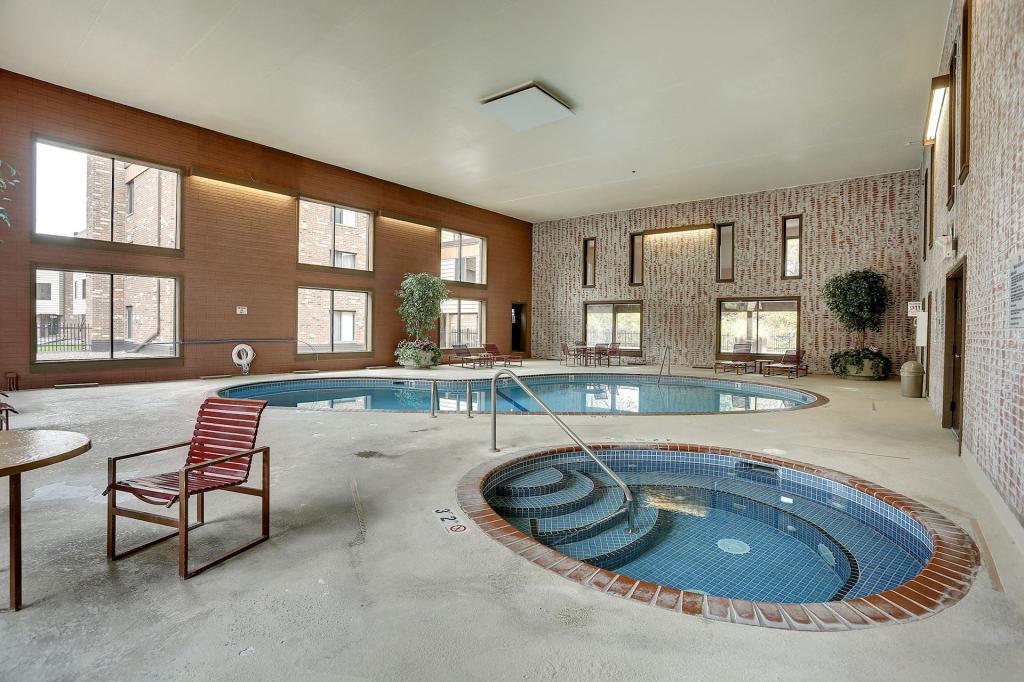 7500 Cahill Road, Unit 214C Edina, MN 55439 - Photo 20 of 29 Gallery Image 20