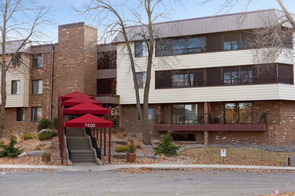 7500 Cahill Road, Unit 214C Edina, MN 55439 - Photo 3 of 29 Gallery Image 3
