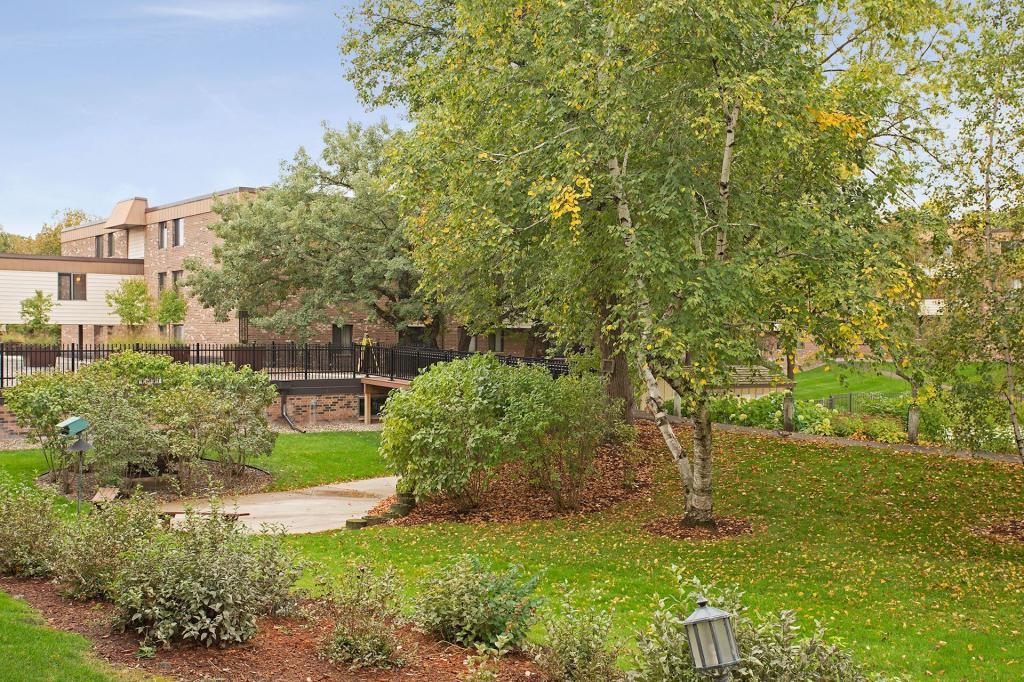 7500 Cahill Road, Unit 214C Edina, MN 55439 - Photo 22 of 29 Gallery Image 22