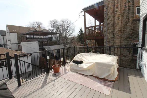 $1,250,000 | 3541 North Damen Avenue, Chicago, IL 60618