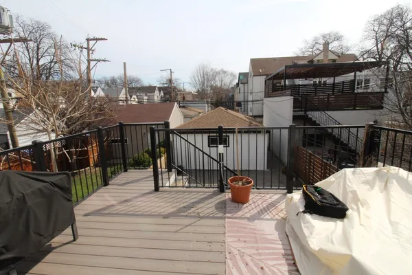 $1,250,000 | 3541 North Damen Avenue, Chicago, IL 60618