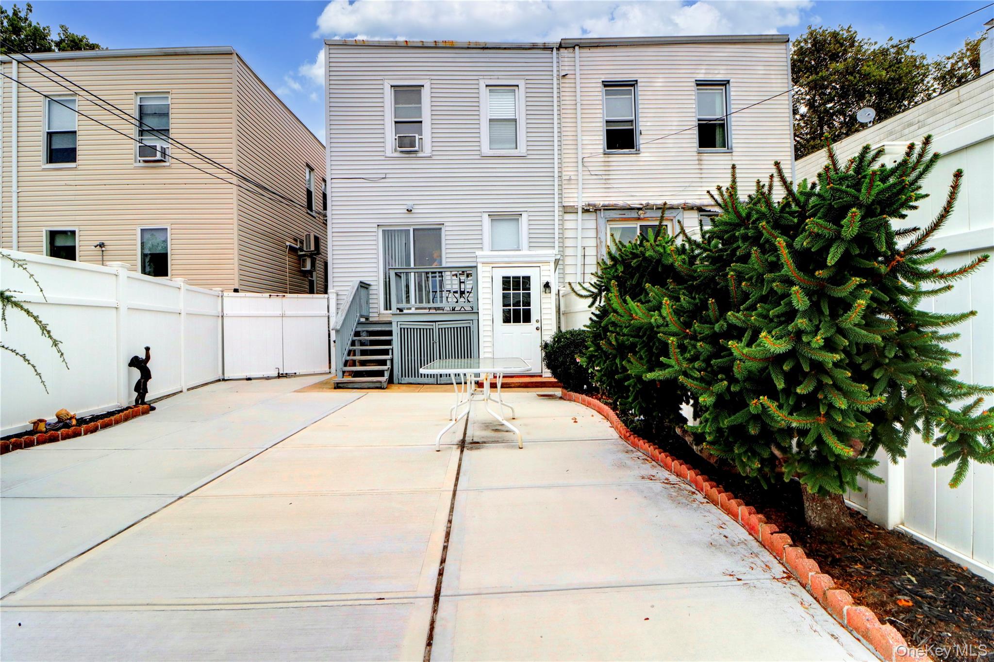 62-14 62nd Road Queens, NY 11379 - Photo 33 of 33 Gallery Image 33