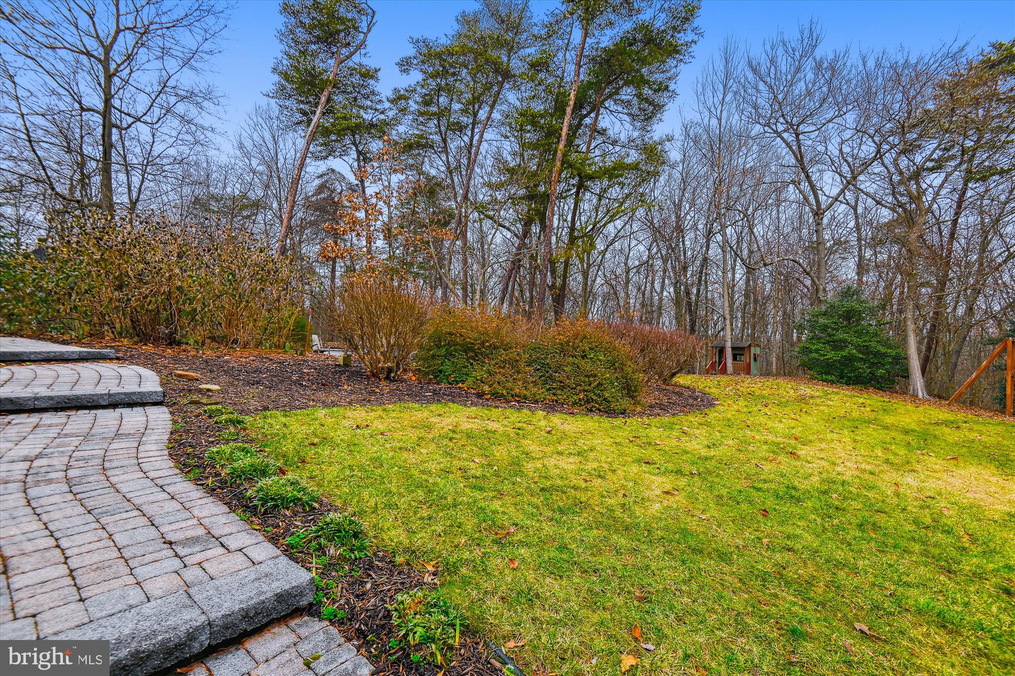 1904 Ridgewood Road Hanover, MD 21076 - Photo 4 of 77 Lush Lawn