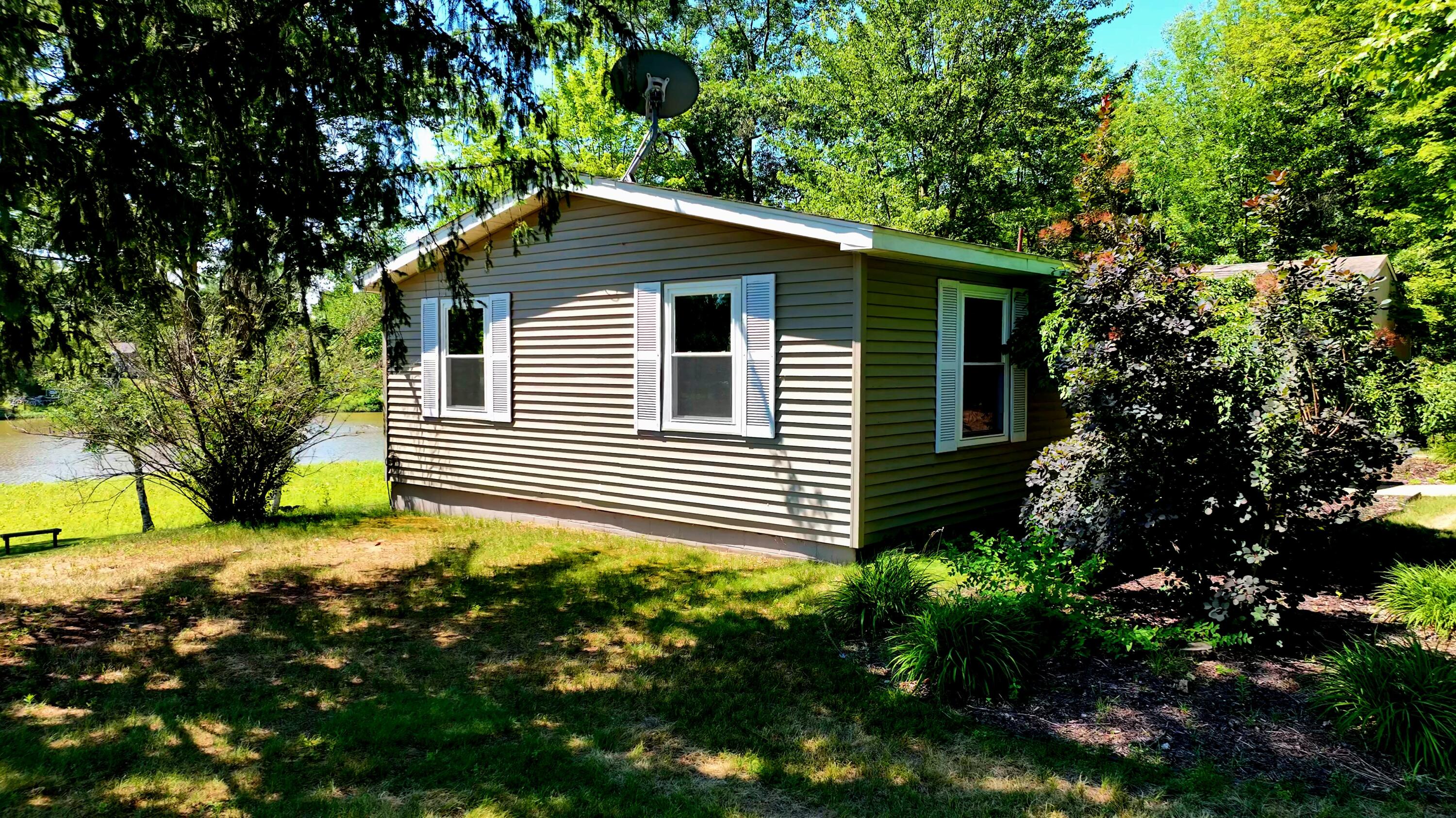 658 Rivers Terrace Road Gladwin, MI 48624 - Photo 32 of 37 Gallery Image 32