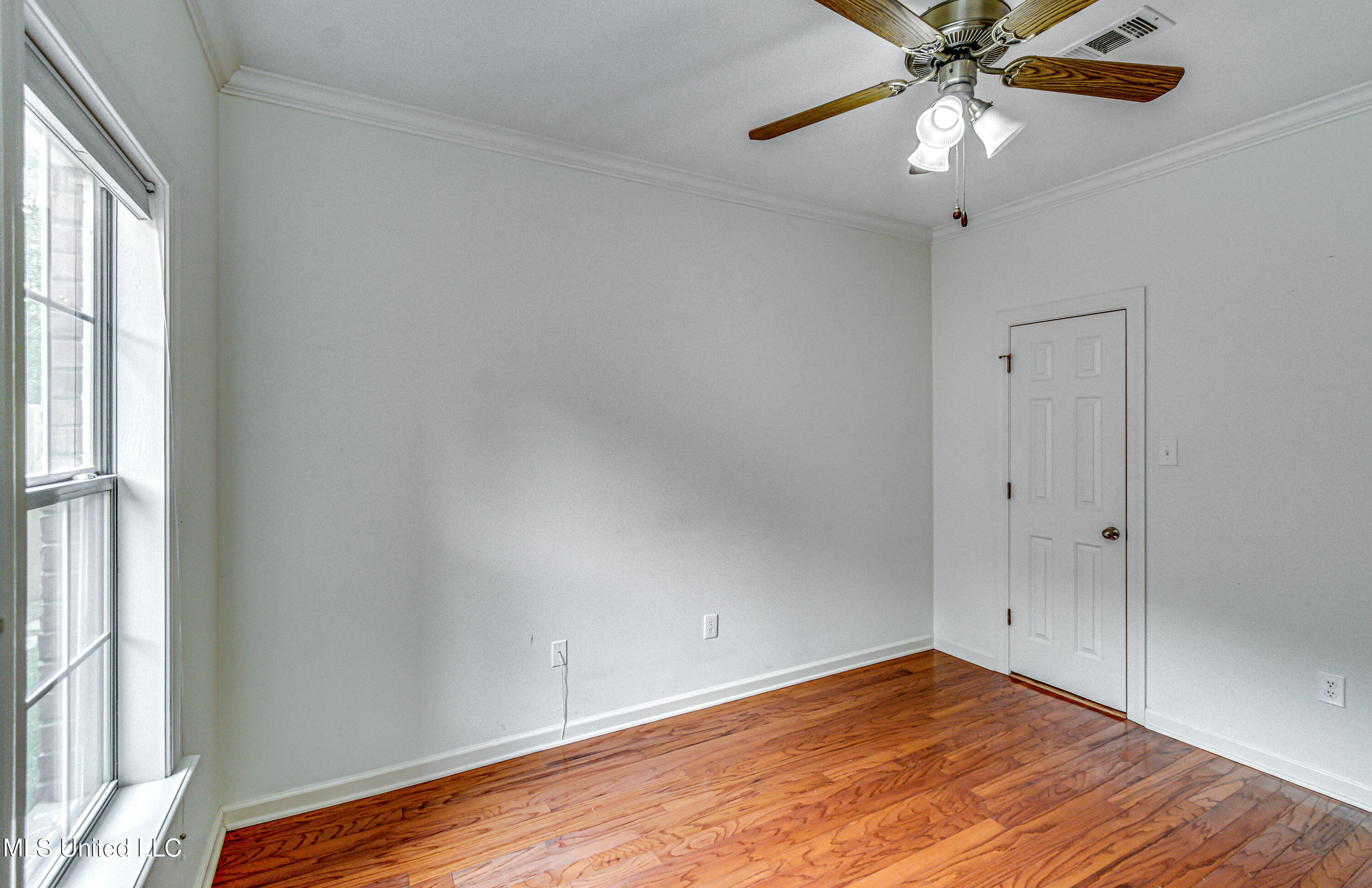 562 Spring Lake Drive Pearl, MS 39208 - Photo 31 of 62 562 Spring Lake Dr-48