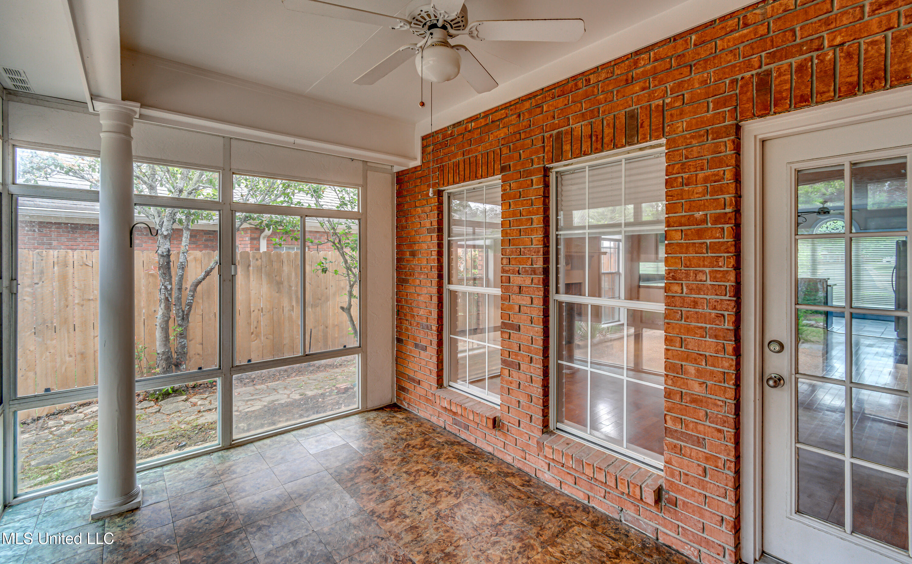 562 Spring Lake Drive Pearl, MS 39208 - Photo 51 of 62 562 Spring Lake Dr-12