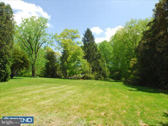 212 Spruce Tree Road Wayne, PA 19087 - Photo 2 of 12