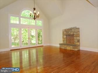 212 Spruce Tree Road Wayne, PA 19087 - Photo 3 of 12