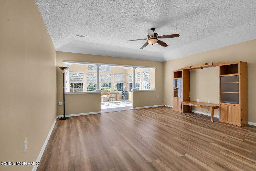 28 Congressional Road Jackson, NJ 08527 - Photo 16 of 31 010_dsc01110_35