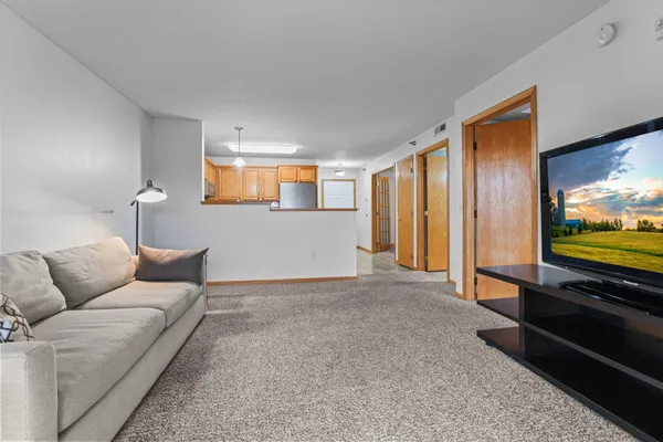 $210,000 | 15570 Linnet Street Northwest, Unit 2305, Andover, MN 55304